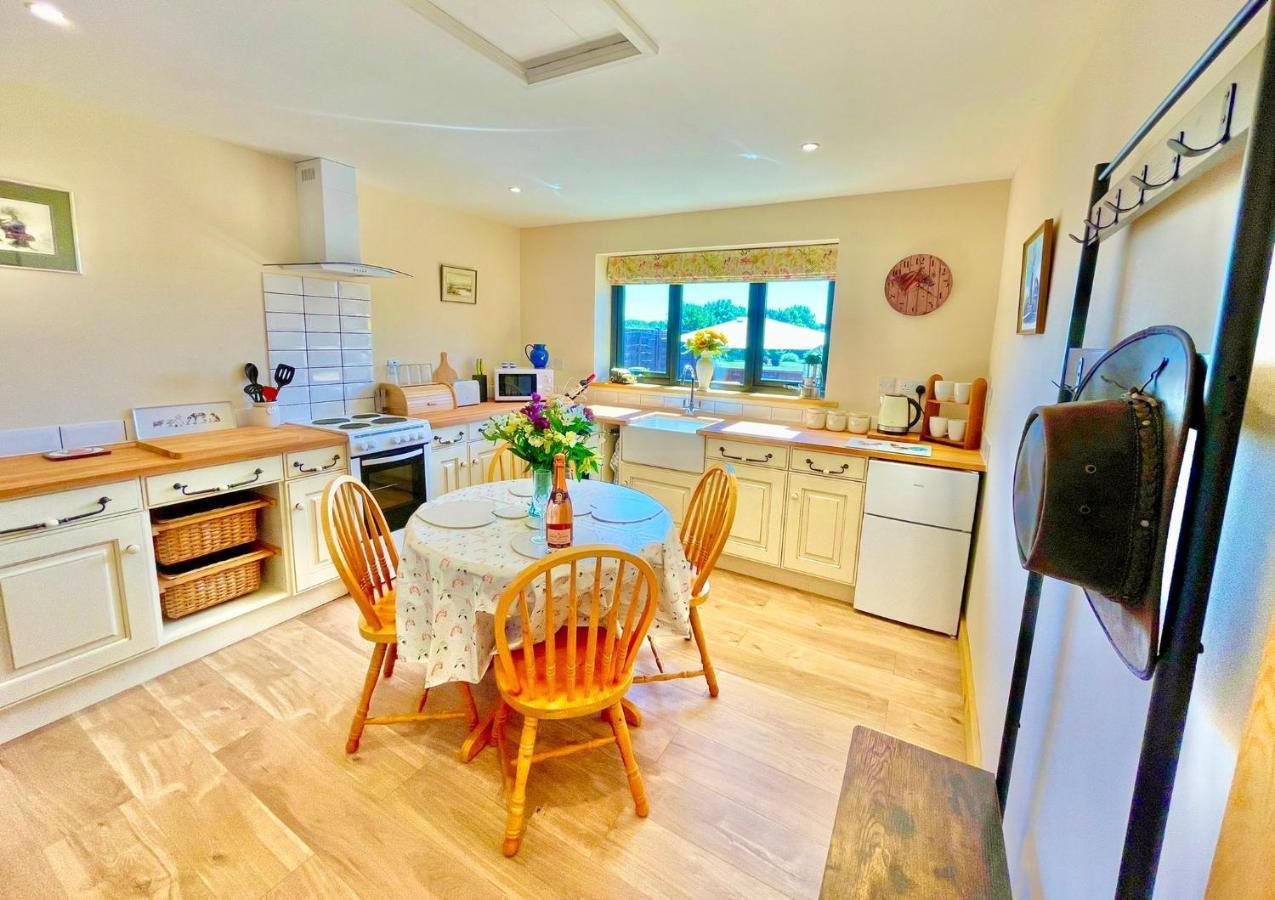 Villa The Stables Firsby Esterno foto